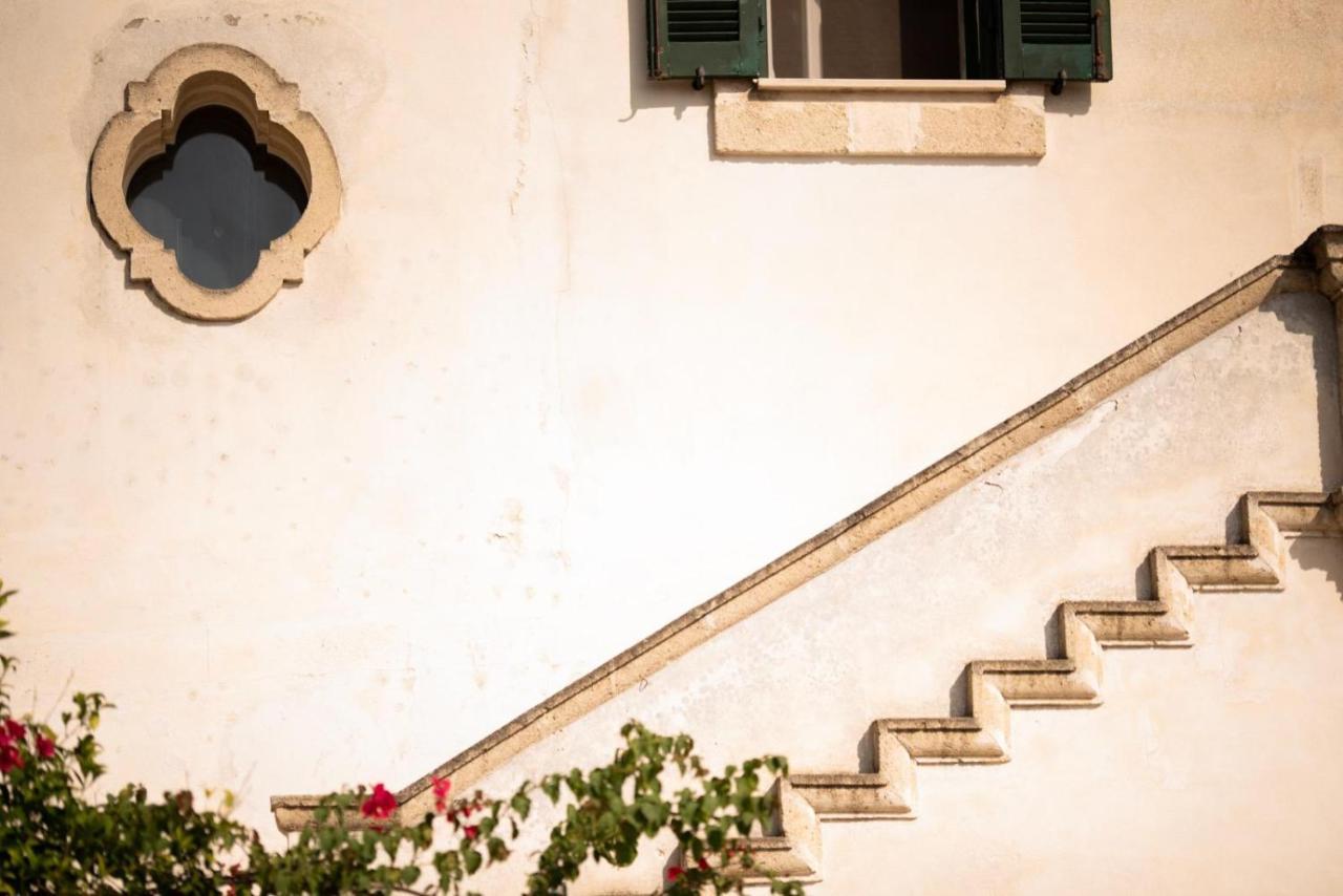 Villa Encantamiento - Dimora Gelsomino - Masseria Storica Nel Cuore Della Puglia Con Piscina Latiano Bagian luar foto