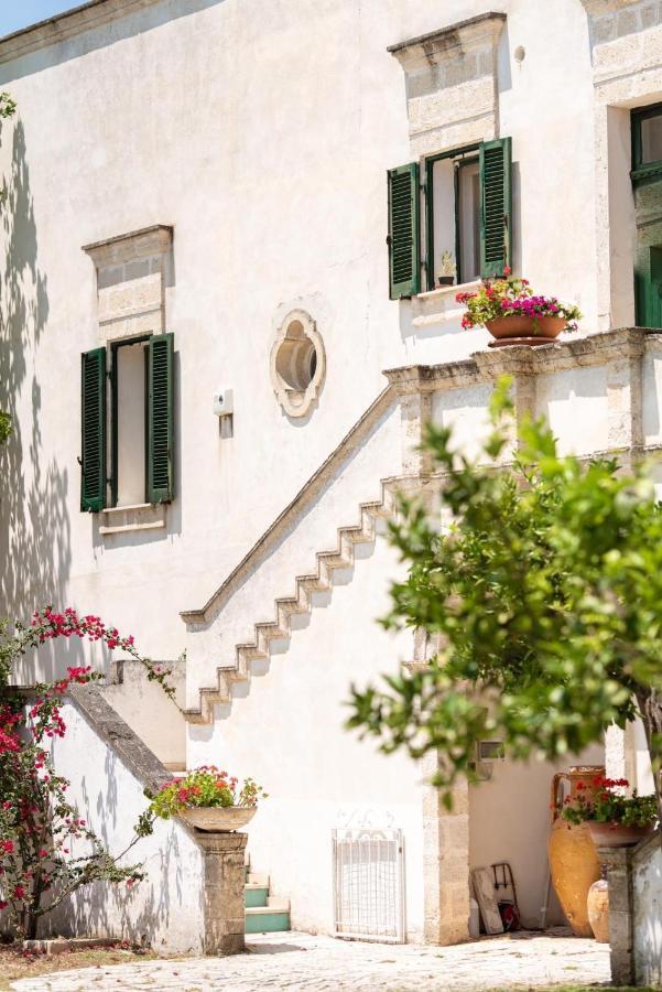 Villa Encantamiento - Dimora Gelsomino - Masseria Storica Nel Cuore Della Puglia Con Piscina Latiano Bagian luar foto