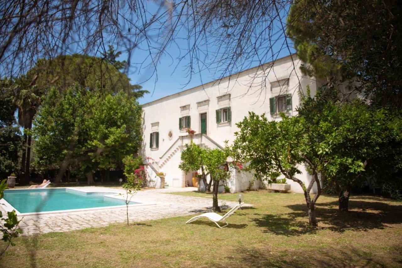 Villa Encantamiento - Dimora Gelsomino - Masseria Storica Nel Cuore Della Puglia Con Piscina Latiano Bagian luar foto