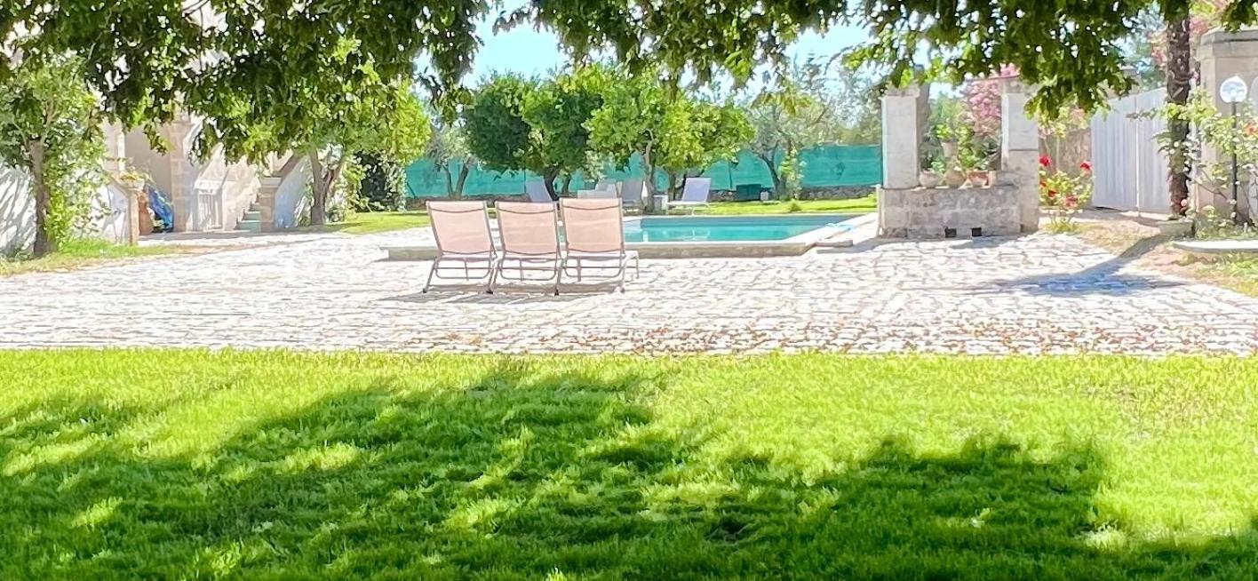 Villa Encantamiento - Dimora Gelsomino - Masseria Storica Nel Cuore Della Puglia Con Piscina Latiano Bagian luar foto